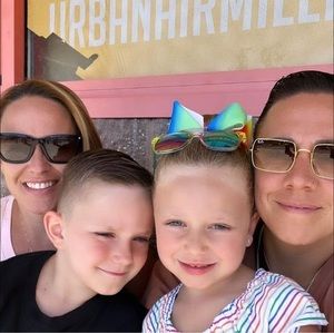 Meet your Posher, Taylor